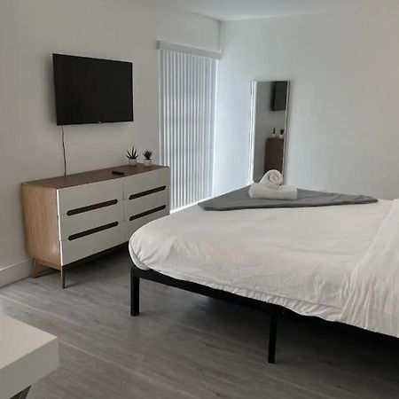 Designer River View Apartments Fort Lauderdale Bagian luar foto
