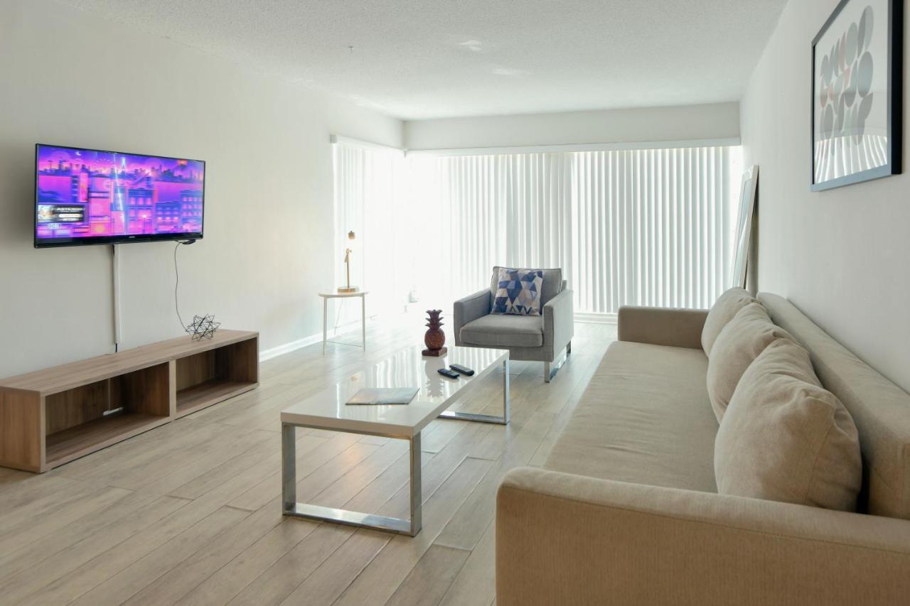 Designer River View Apartments Fort Lauderdale Bagian luar foto