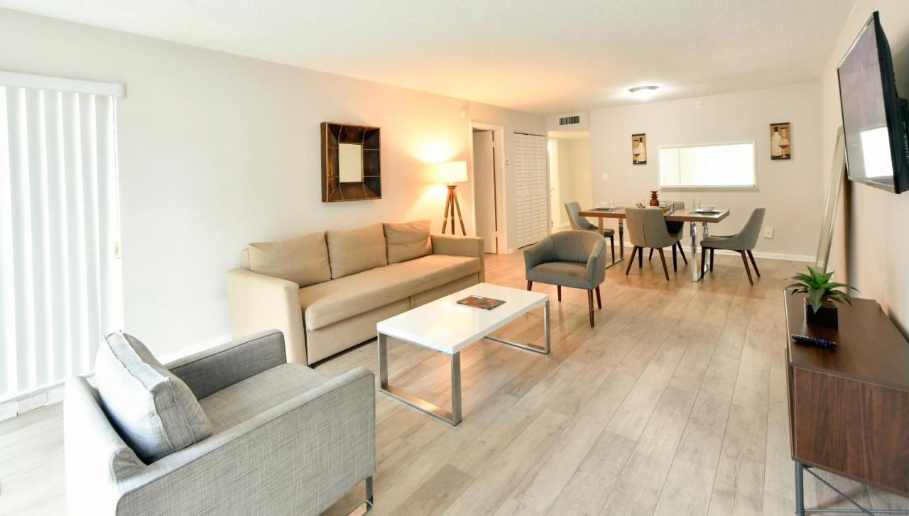 Designer River View Apartments Fort Lauderdale Bagian luar foto