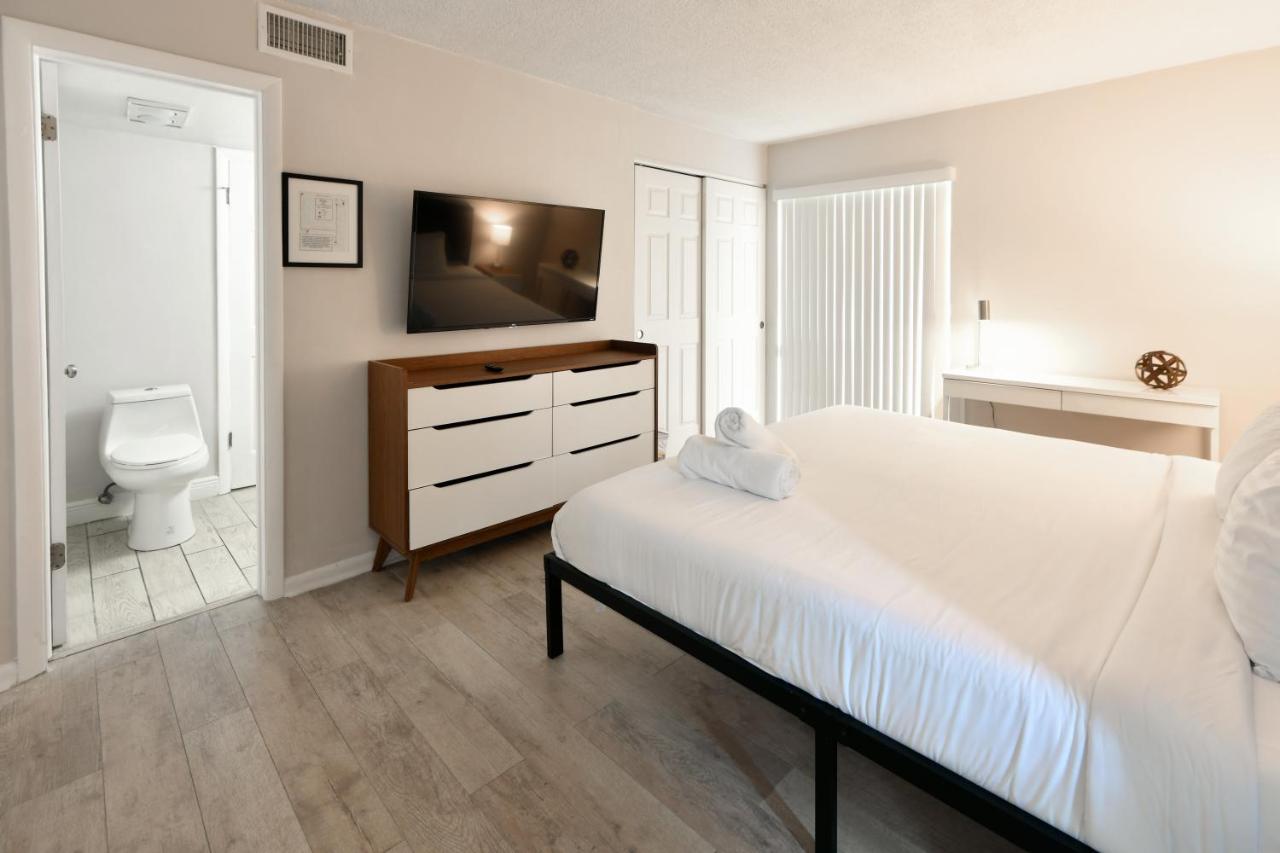Designer River View Apartments Fort Lauderdale Bagian luar foto