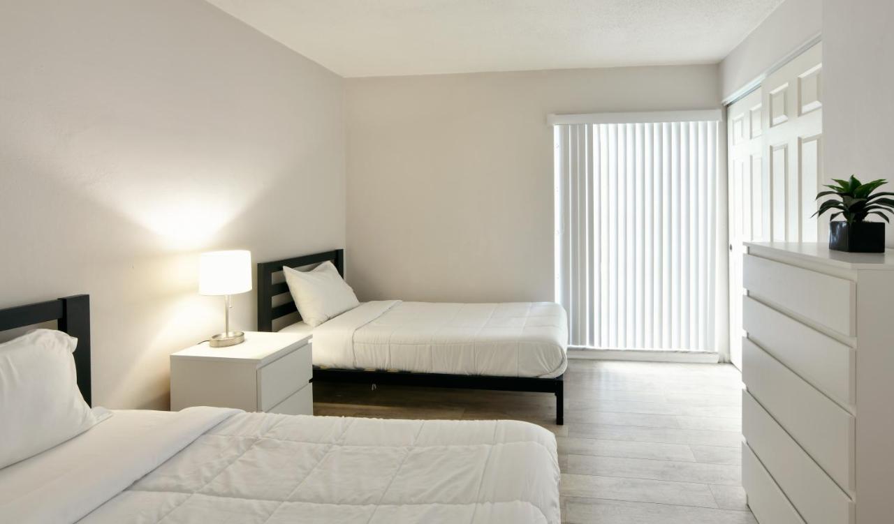 Designer River View Apartments Fort Lauderdale Bagian luar foto