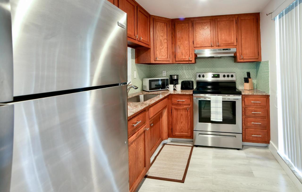 Designer River View Apartments Fort Lauderdale Bagian luar foto