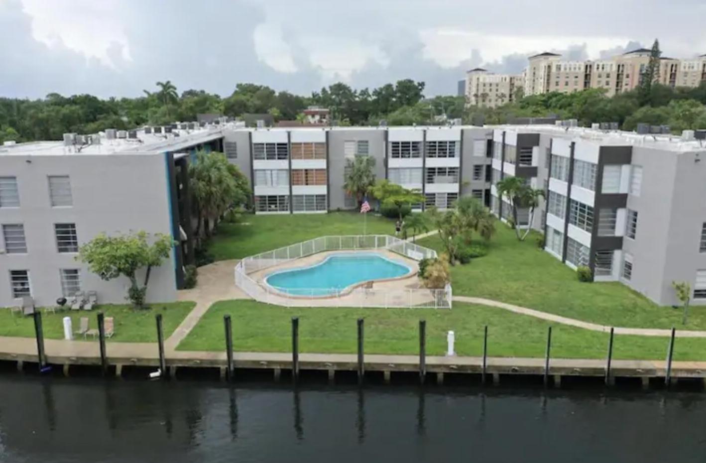 Designer River View Apartments Fort Lauderdale Bagian luar foto
